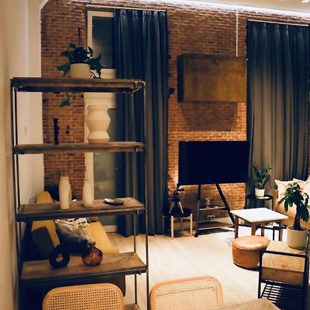 Апартаменты Unique Nyc Style Loft In The Heart Of Мадрид Экстерьер фото